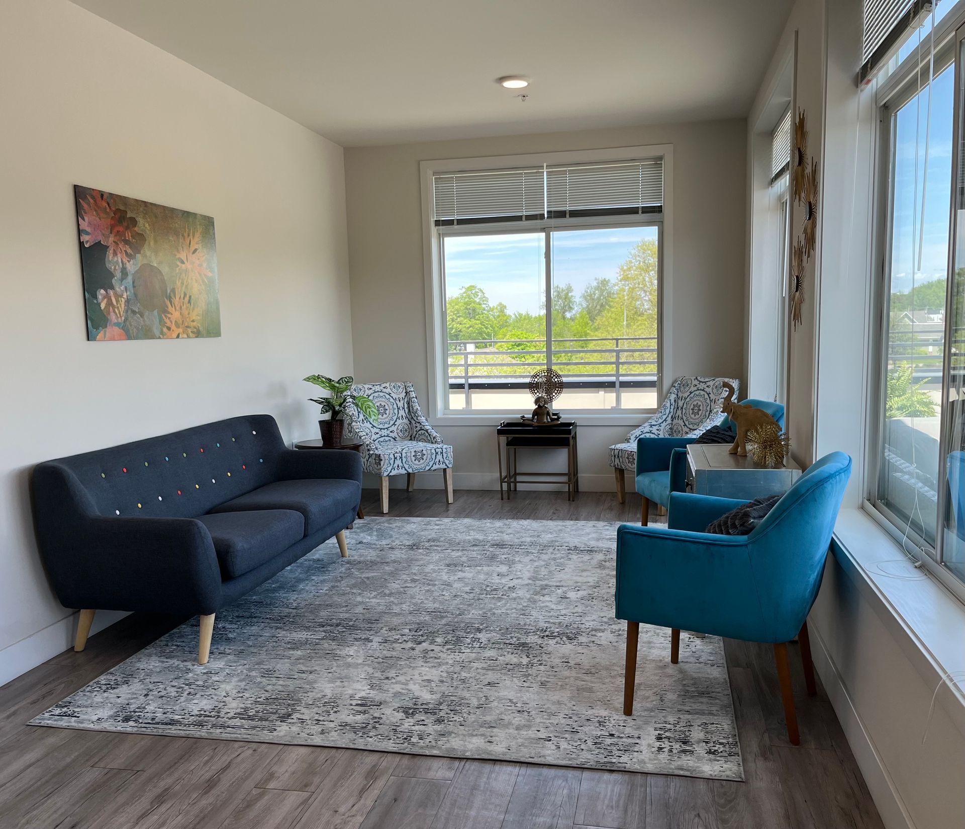 1185 Sun Room