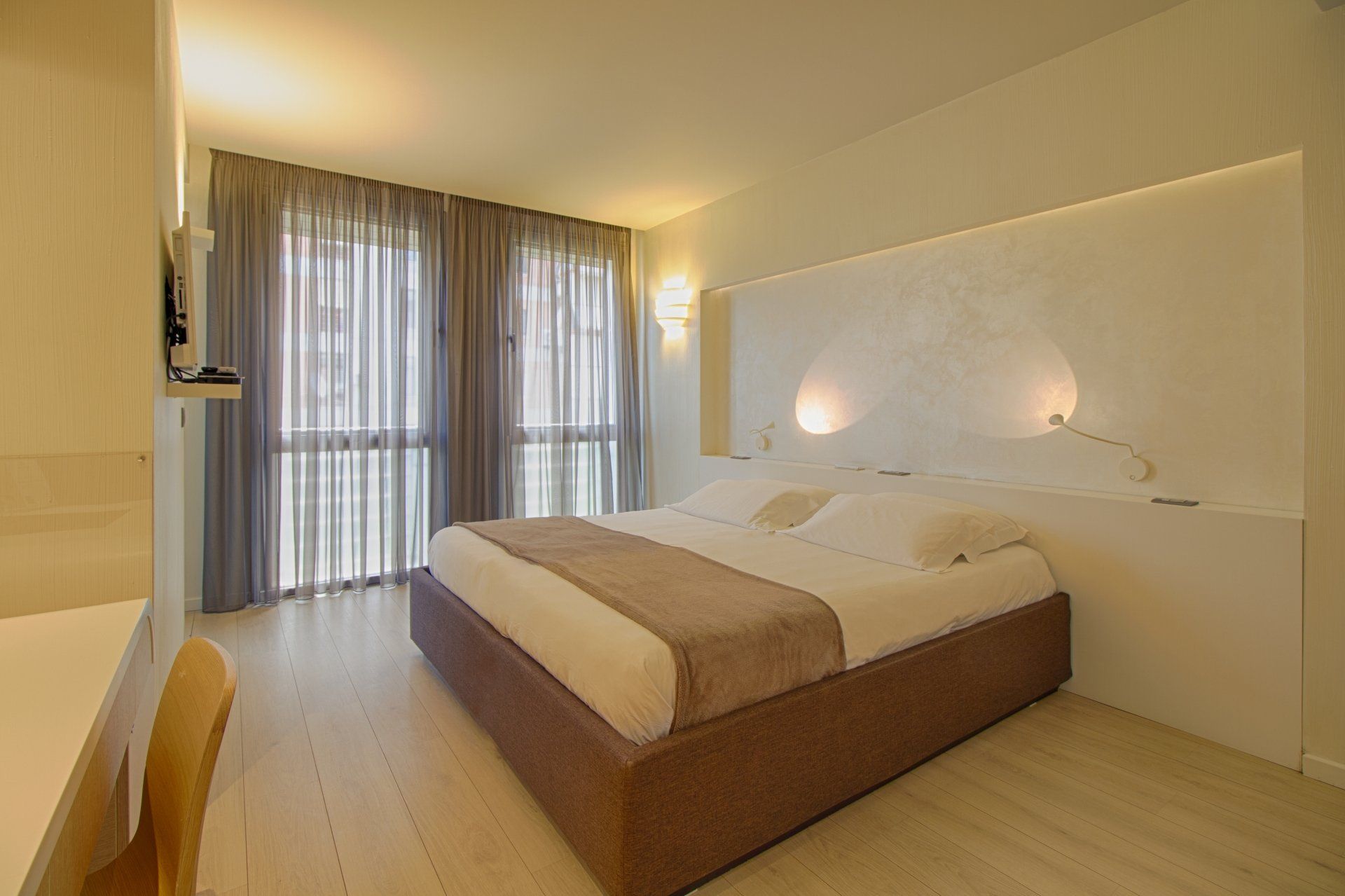 Room at Nobis Complex