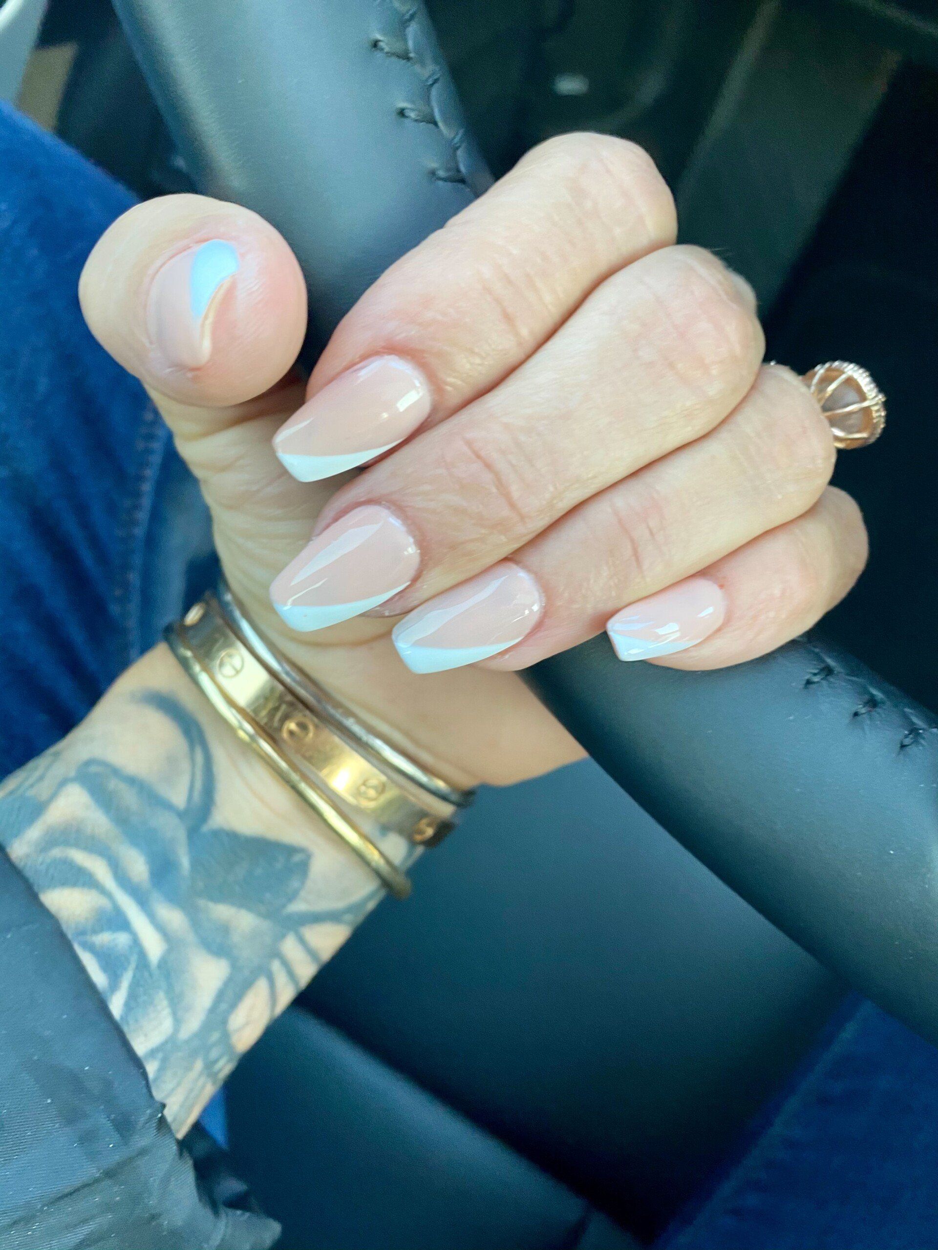 Best Nail Salon Brushed Studio in Huntington Beach 714-536-2277