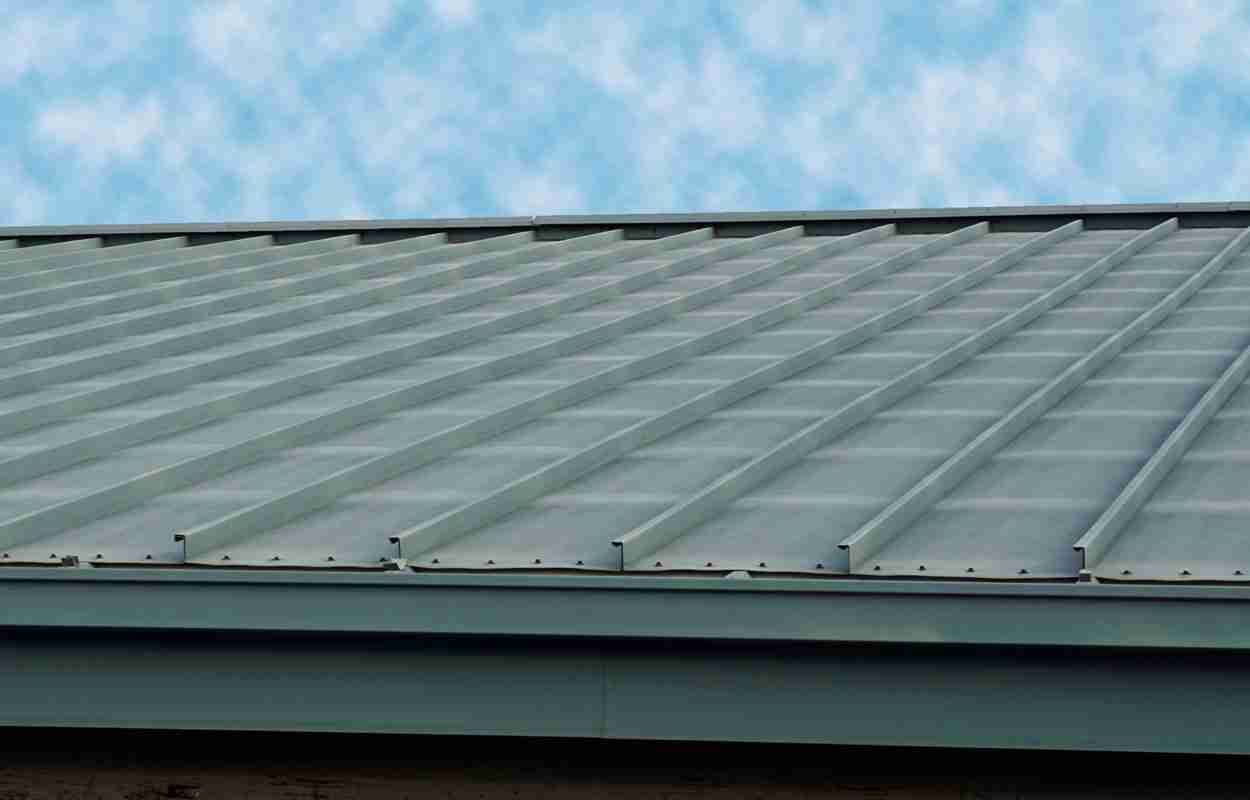 Metal roof installation in Edgewater, Maryland