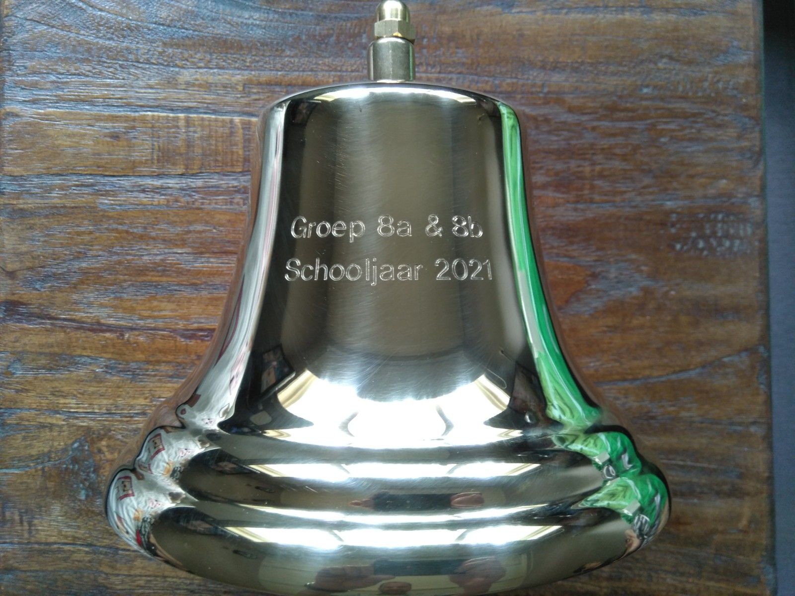 scheepsbel graveren