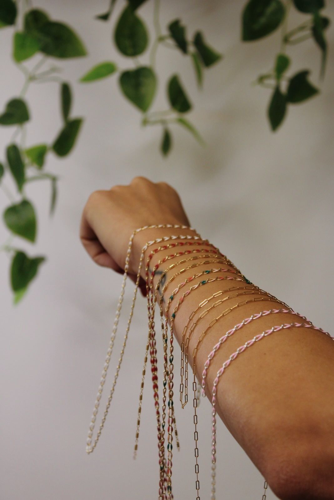 Permanent Jewelry Hands 
