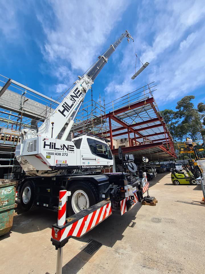 construction industry crane hire Sydney