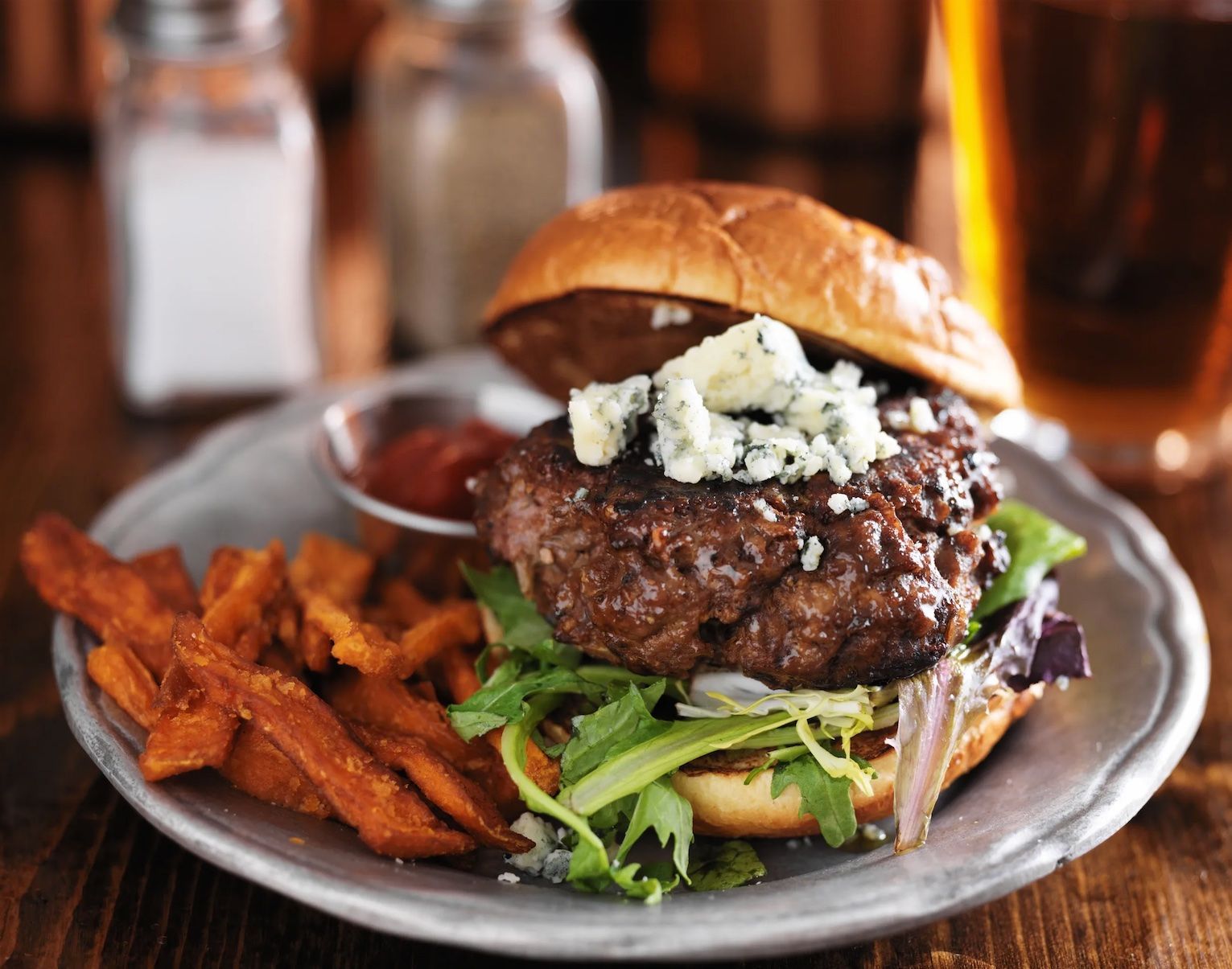mugsys-burger-and-fries