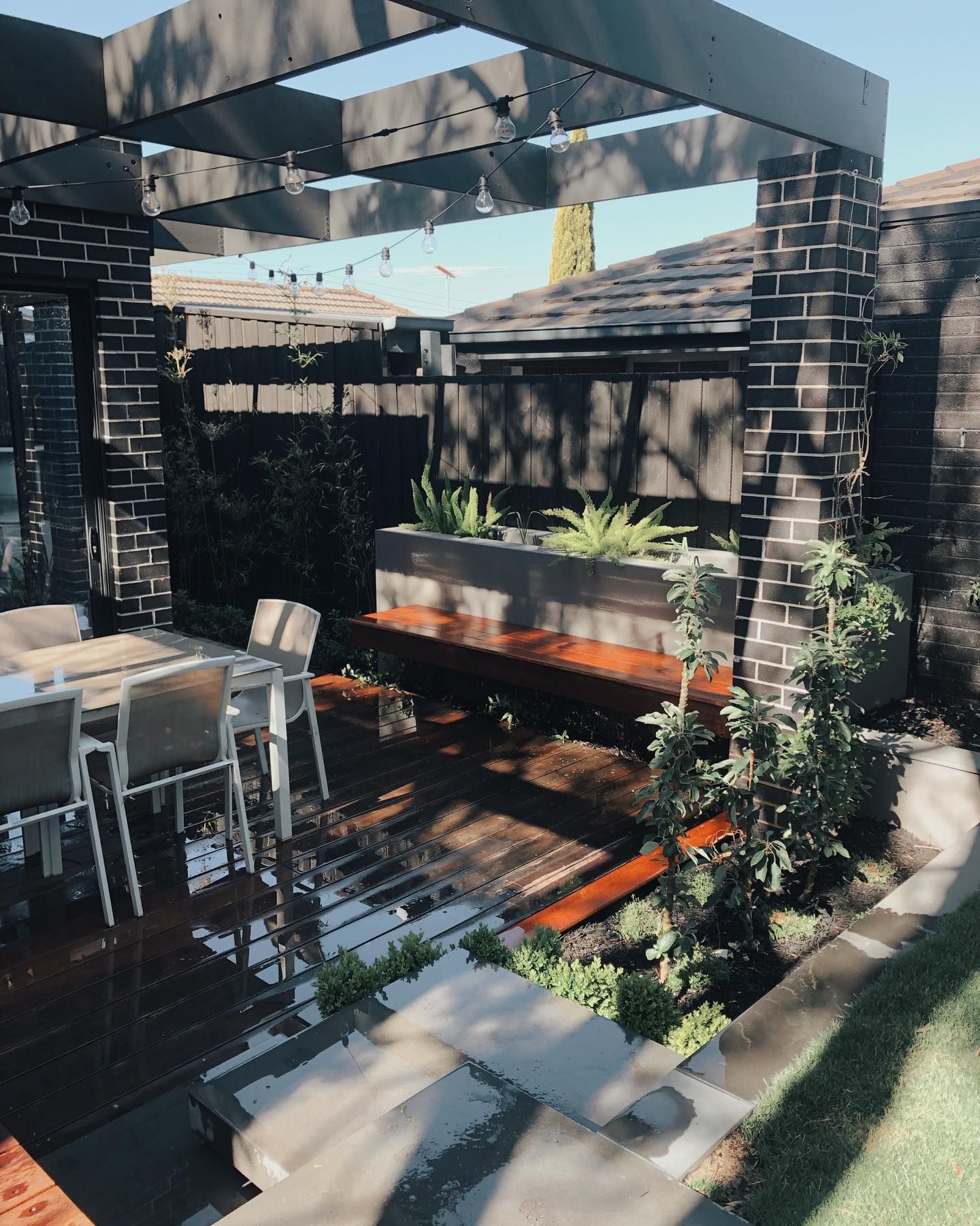 landscaping hardscaping features