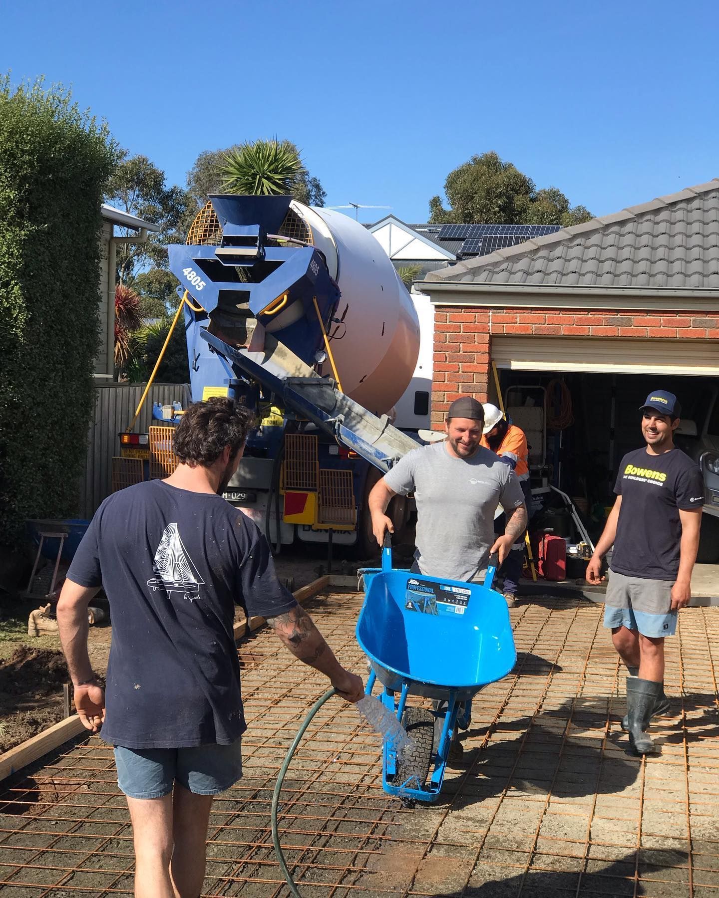 charcoal coloured concrete slab being prepared in cowes, phillip island.