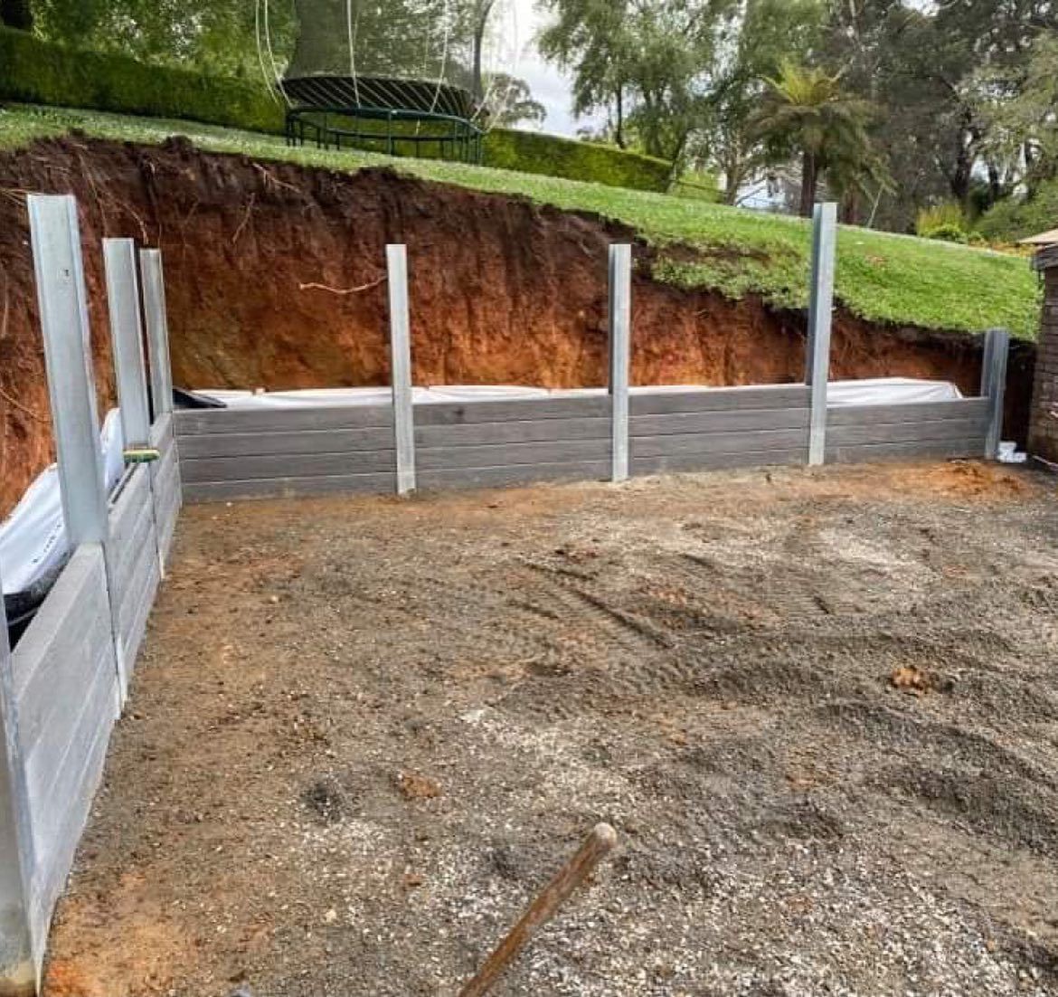 retaining wall concrete sleepers