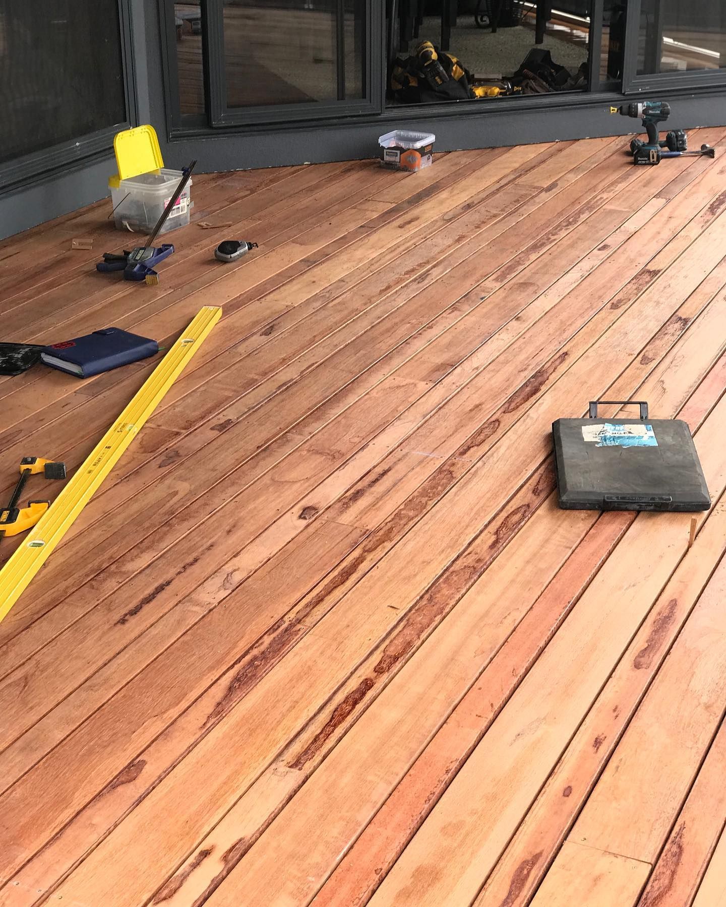 silverleaves decking patio completed