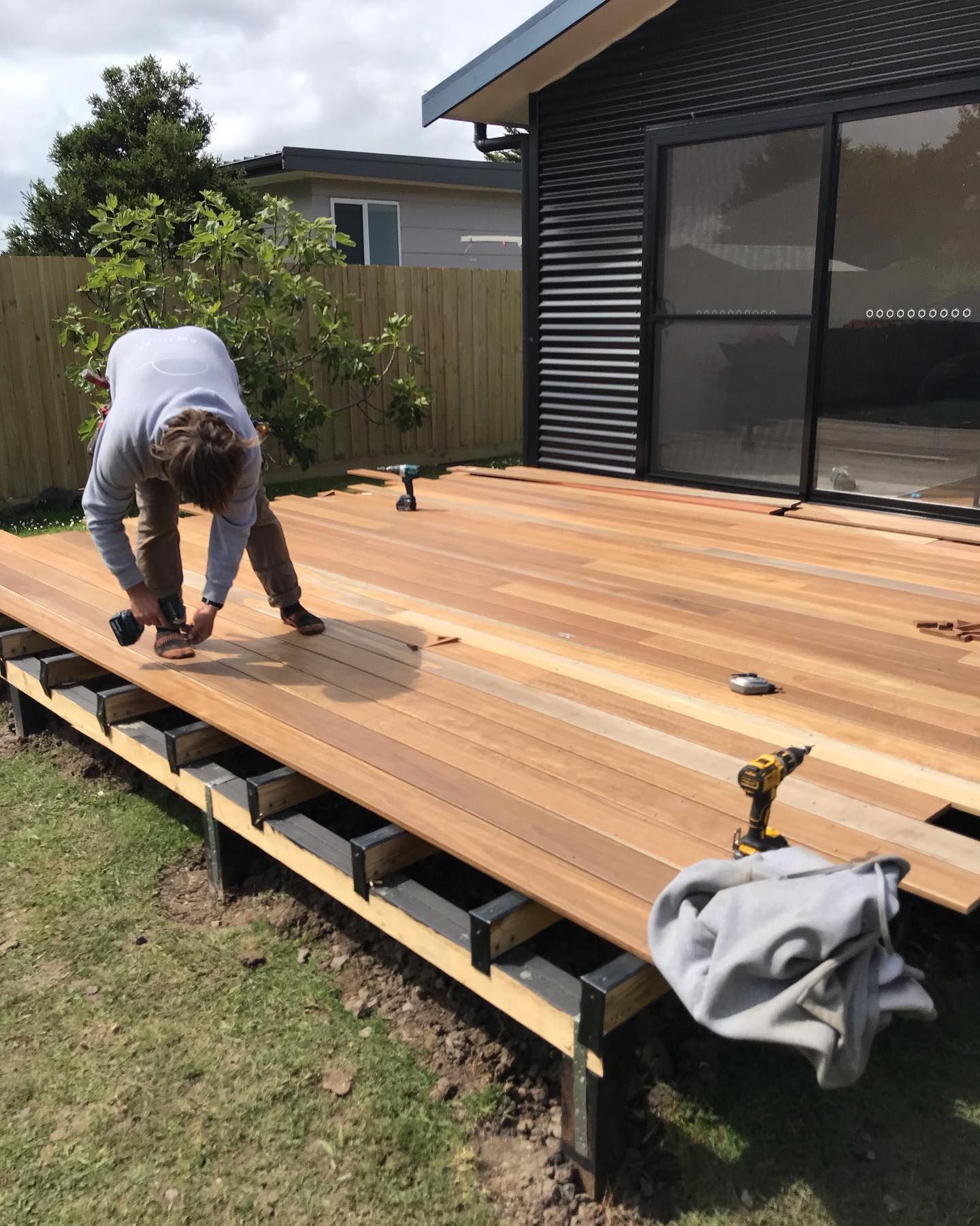 sunderland bay backyard dekc construction