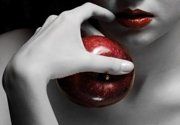 Yoni massage apple picture