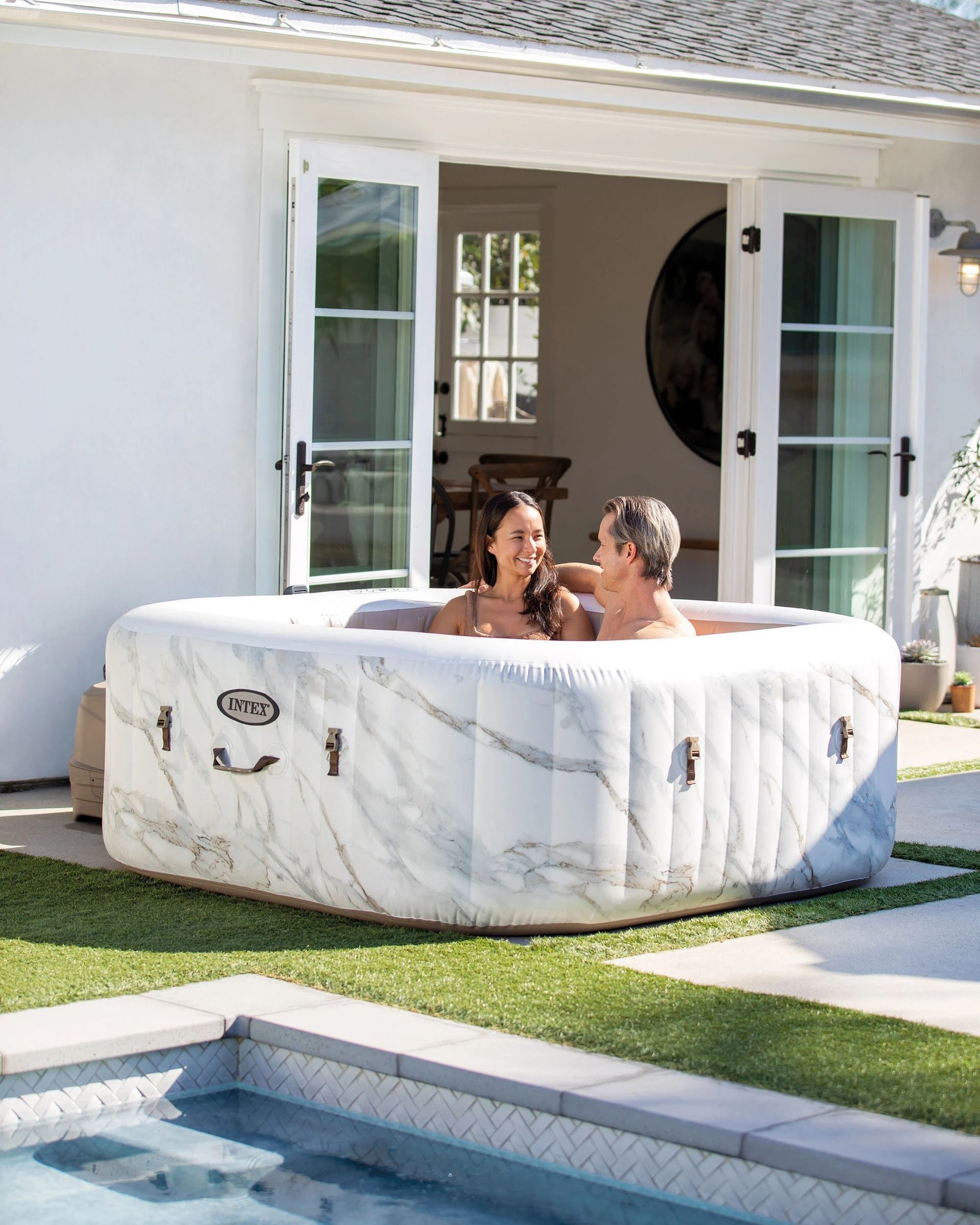 PureSpa Calacatta Square Jet and Bubble Deluxe Inflatable Spa Set - 4 Person