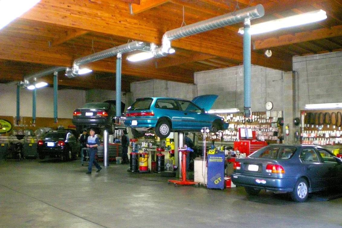 different vehicles at our Berkeley auto repair shop | Berkeley Minicar
