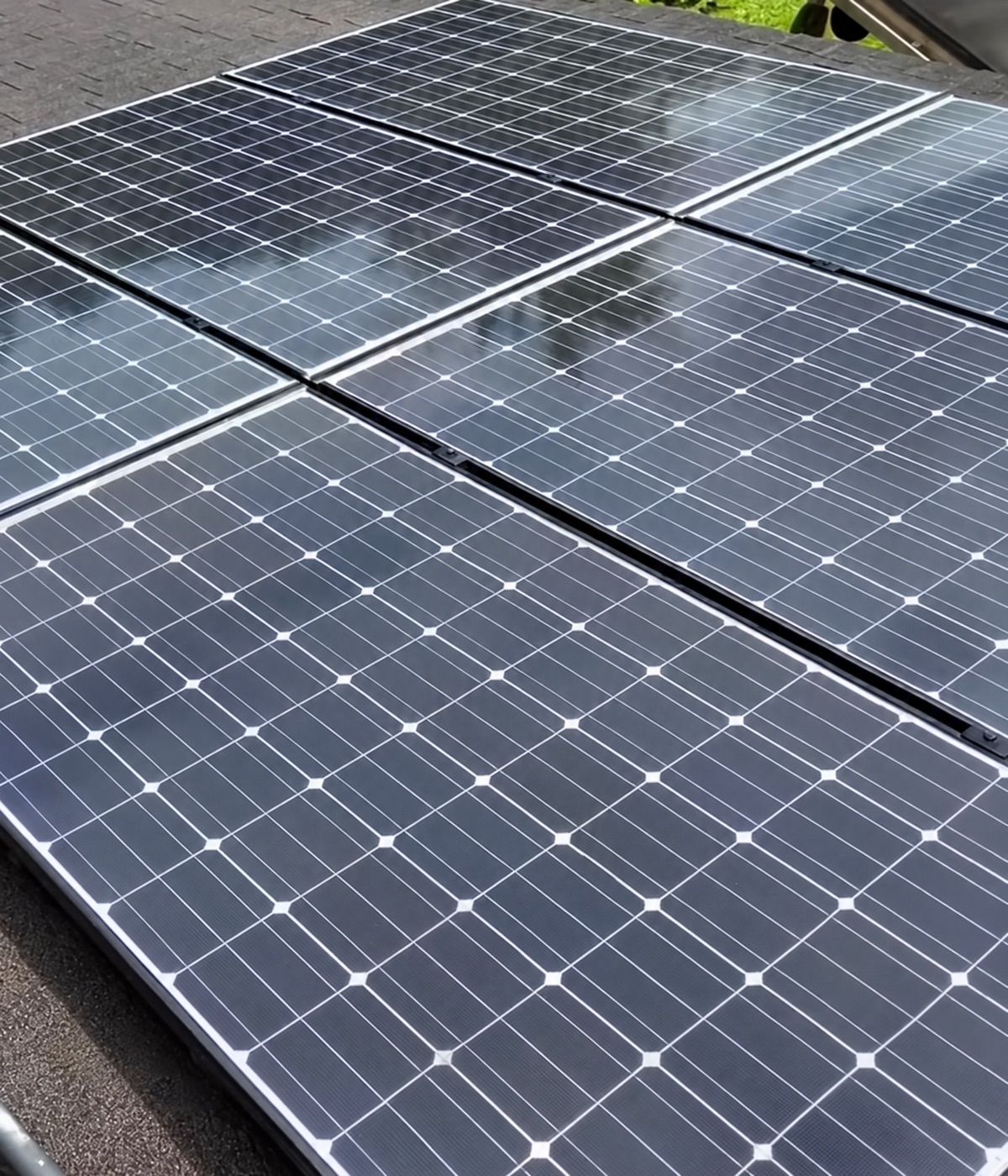 The same solar panels clean after the service