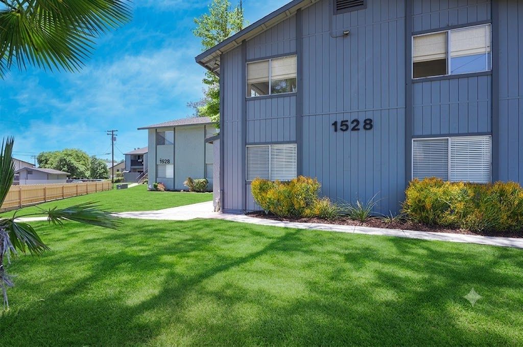 Summer Hill Apartments