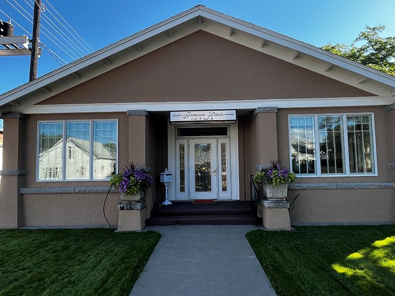 Franzen-Davis Funeral Home, Crematory and Monument Company