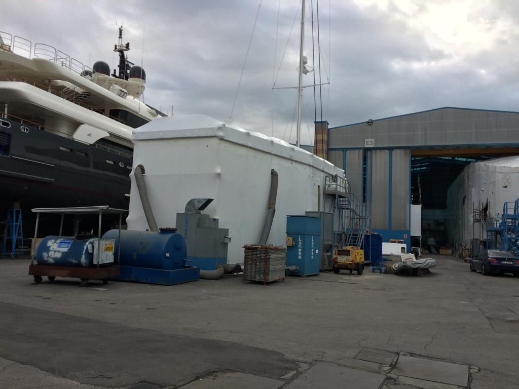 copertura in cantiere navale