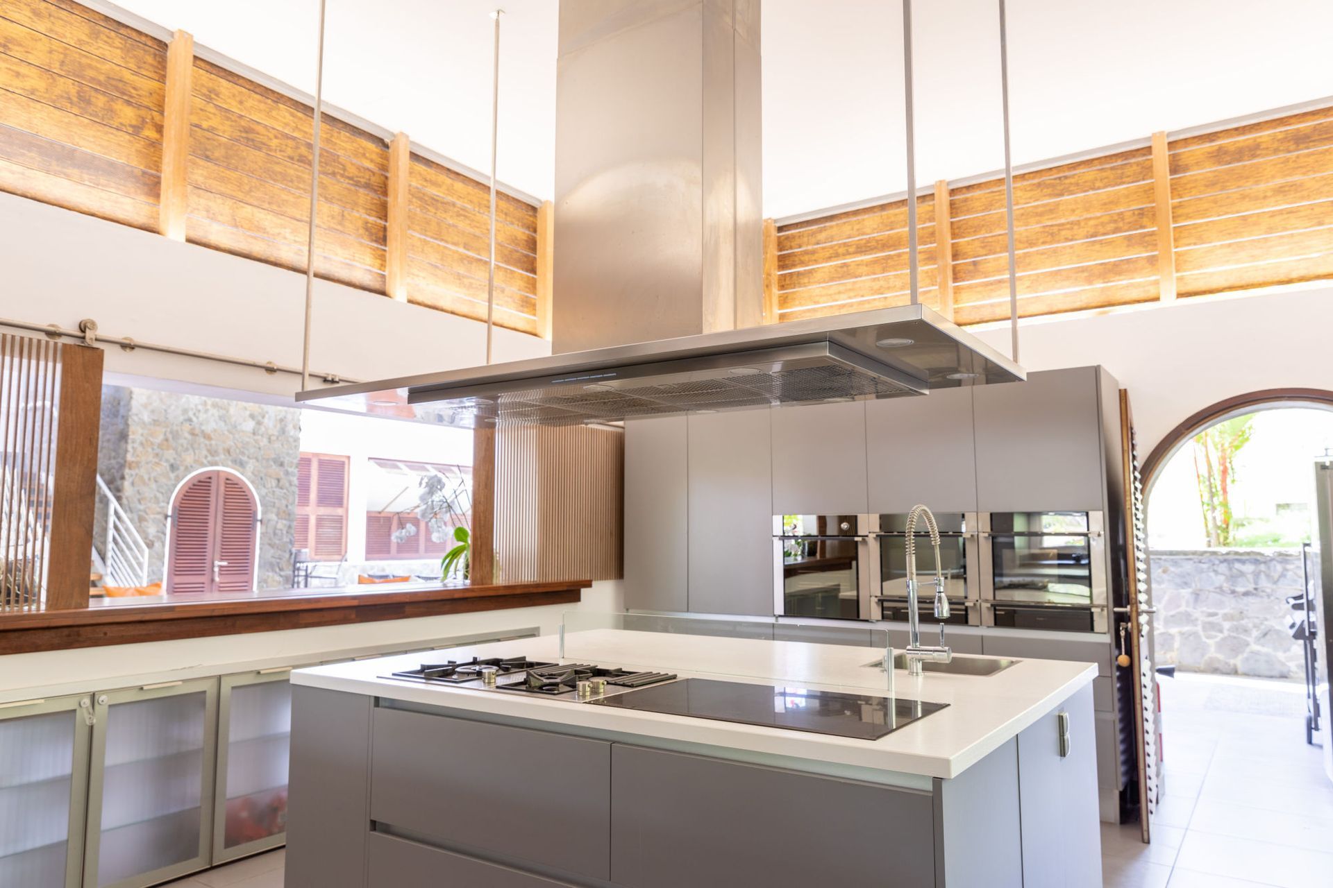 VILLA ISABELLE - CUISINE - VUE 2