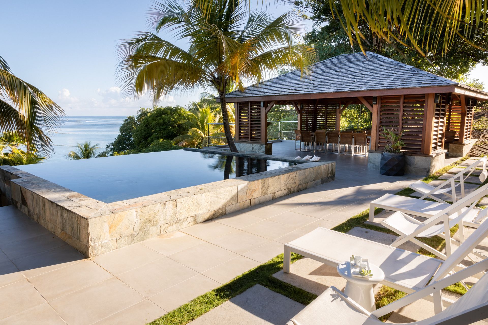 VILLA CORALIE EN MARTINIQUE | DOMAINE DES FONDS BLANCS - GALERIE VUE 3