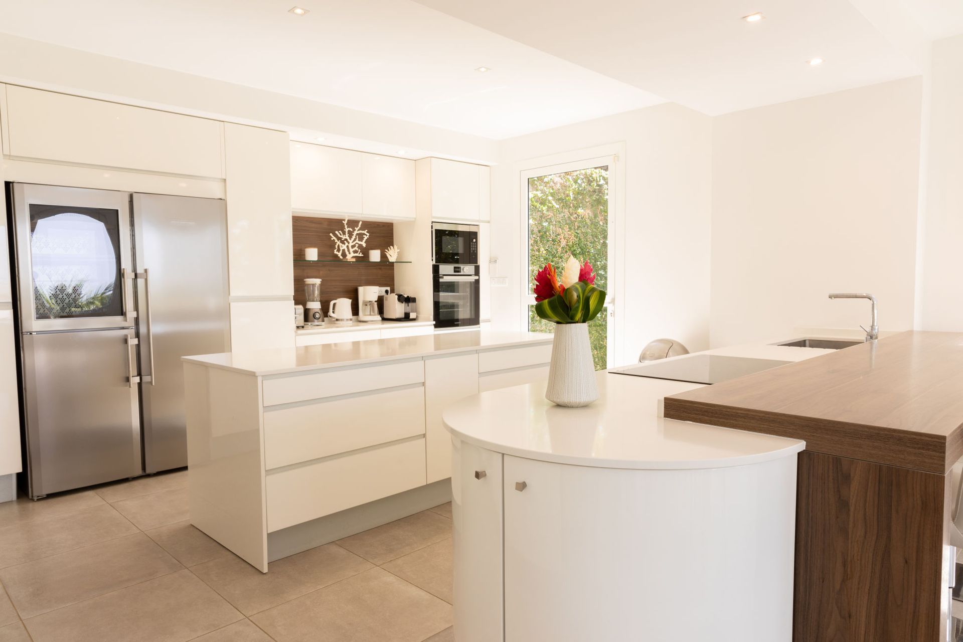 VILLA CORALIE - CUISINE - VUE 1