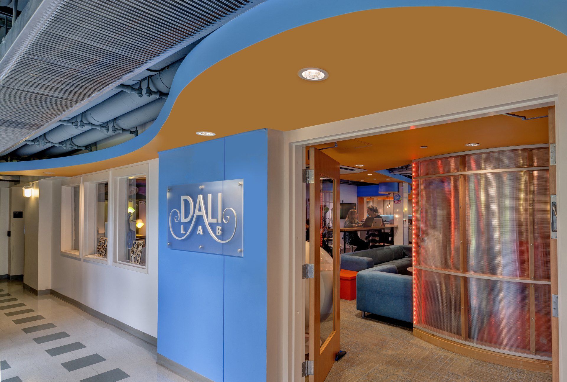 A hallway with a sign that says dali on it