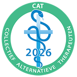 Groen rond CAT-logo met een blauwe slangenstaf en 
