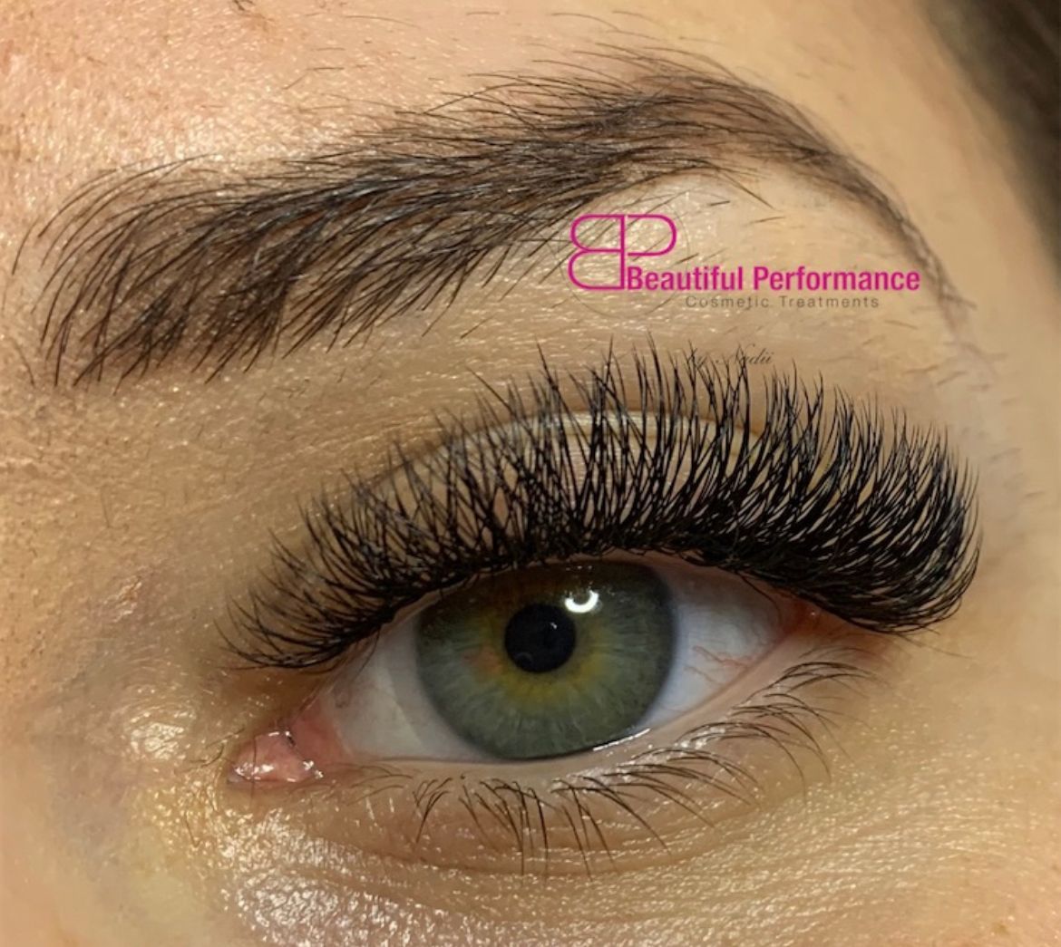 UV LED Wimpernverlängerung Berlin