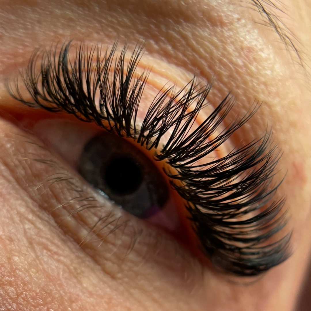 UV LED Wimpernverlängerung Berlin