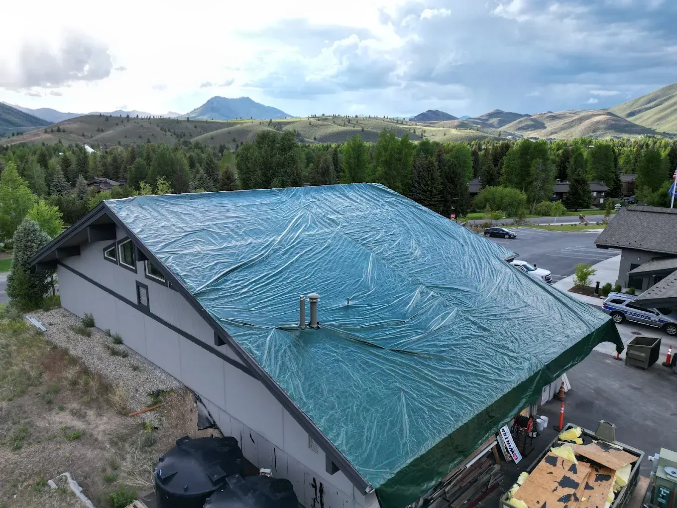 A roof replacement in Eagle, ID - Idaho Roofing Partners hard at work
