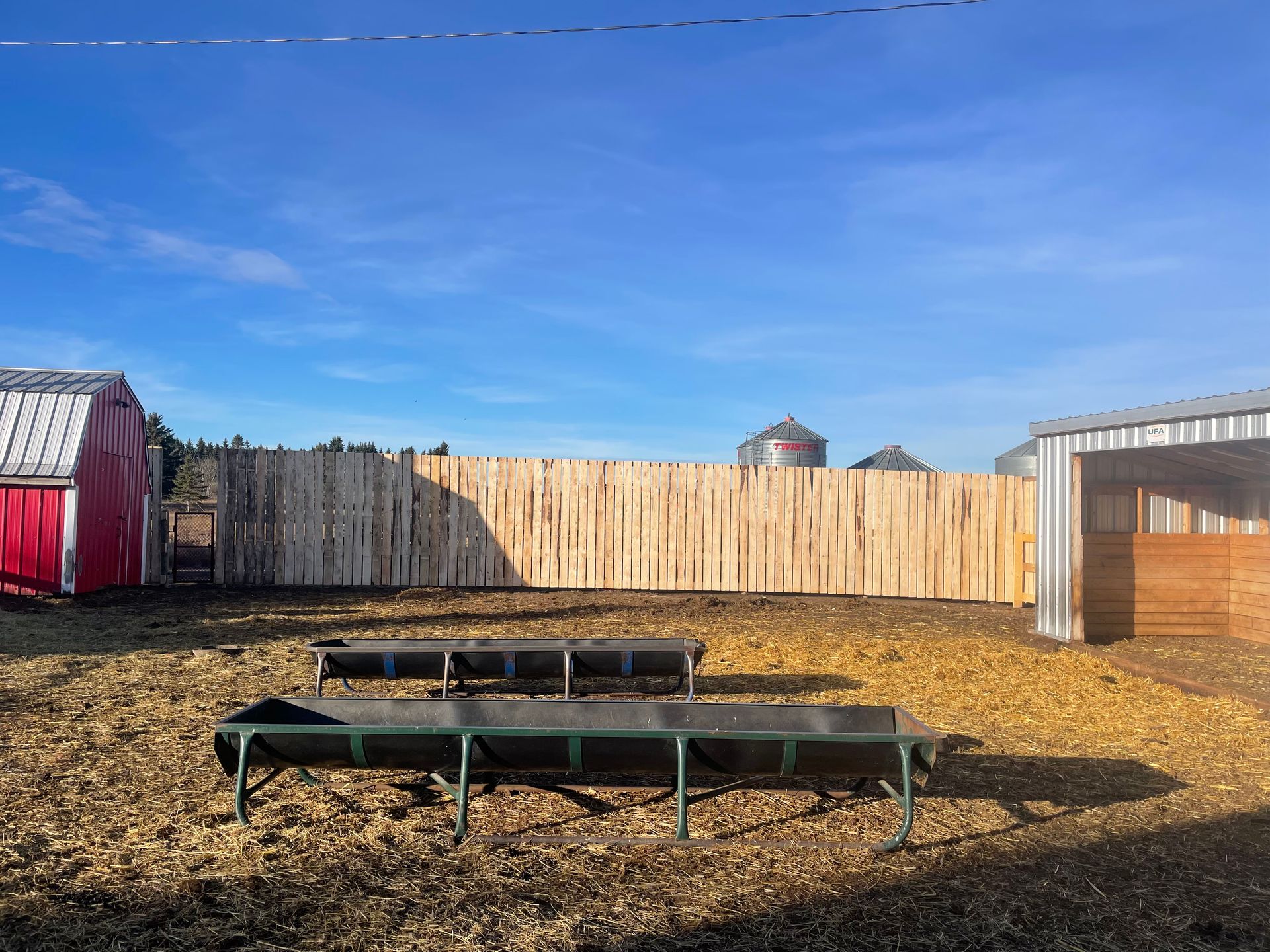 Coral fencing
