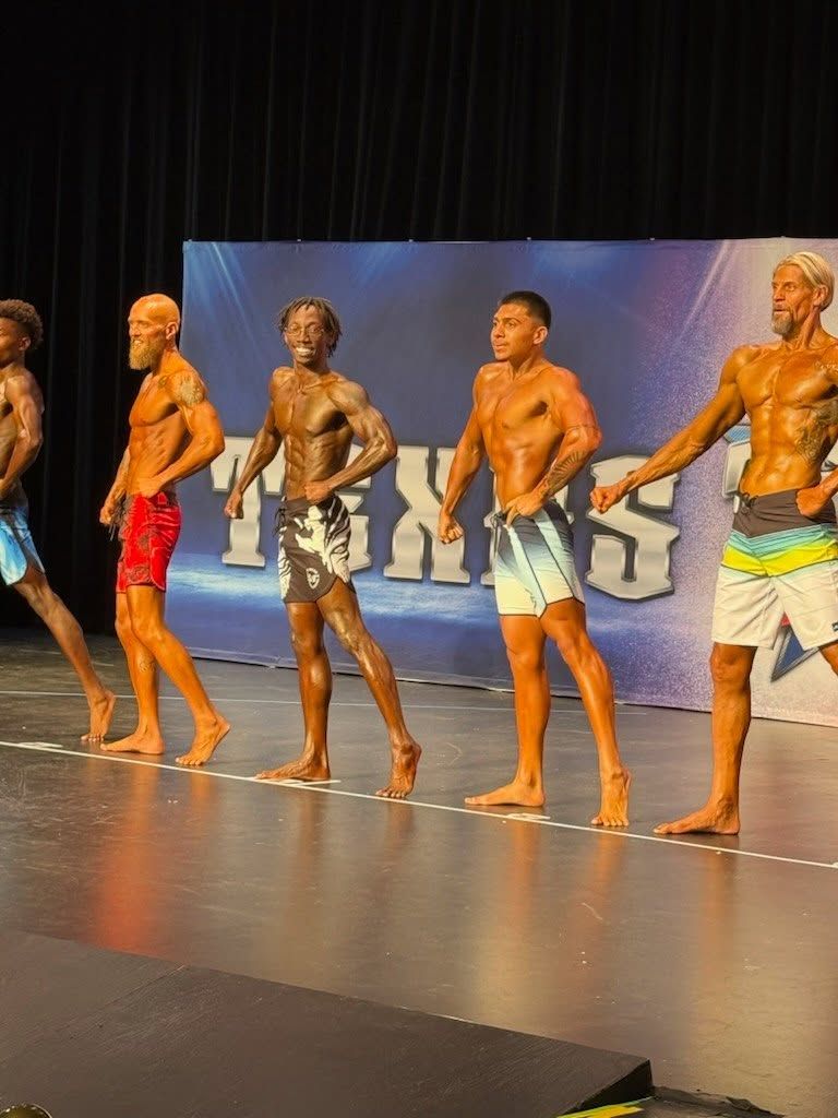 Daniel — competitive bodybuilder and veteran trainer