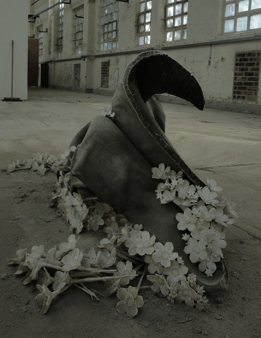 contemporary artist biography, multidisciplinary artist UK, sculpture and installation artist, David Booth MRSS