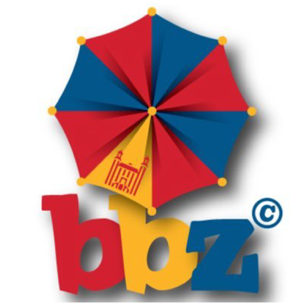 Logo voor BBZ. Een kleurrijke paraplu (rood, blauw, geel) siert de speelse tekst