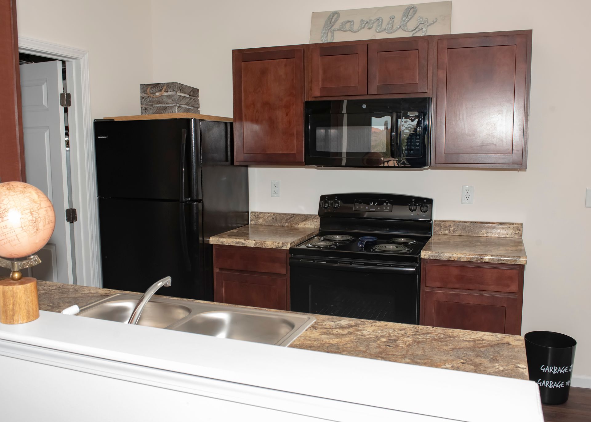 Hi Vine kitchen view interior