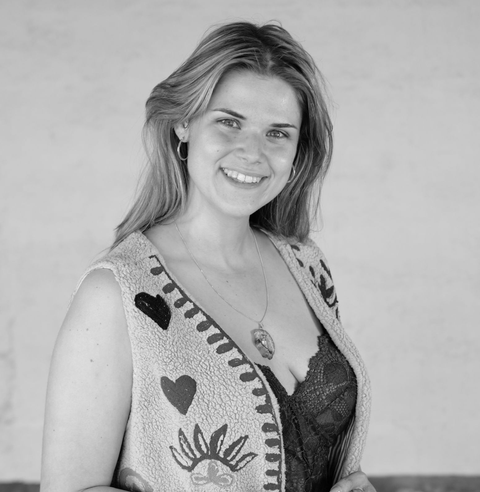 Laura Melenhorst, inner child worker. Laura guides individuals in healing and reconnecting with their inner child, fostering emotional growth and deep transformation at ConSensual.