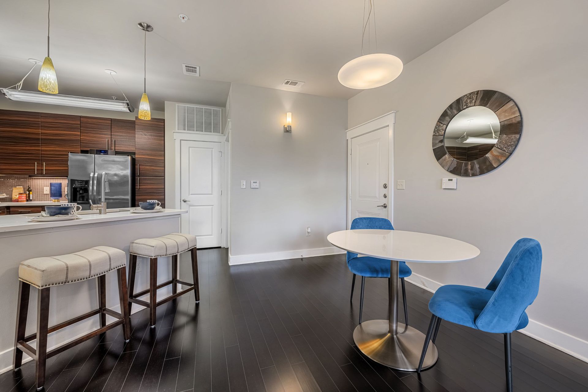 Kitchen and dining area at Marquis Cresta Bella in San Antonio, TX.