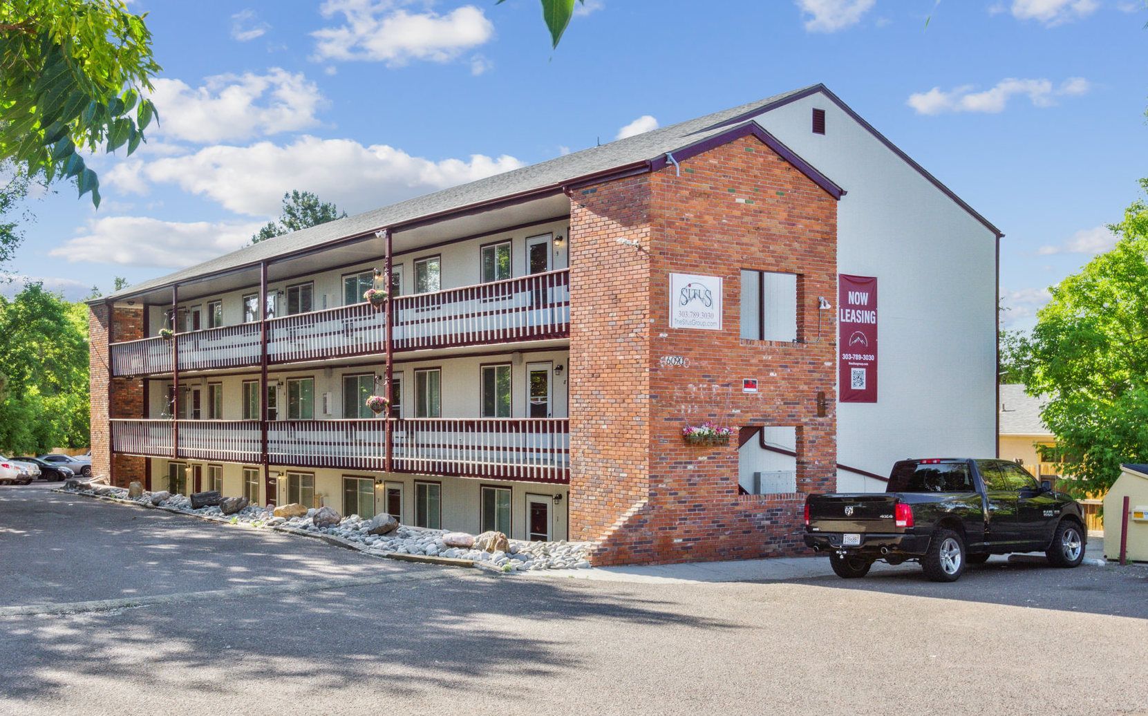 apt exterior