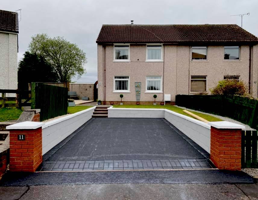 New tarmac driveway by 4 Seasons Driveways