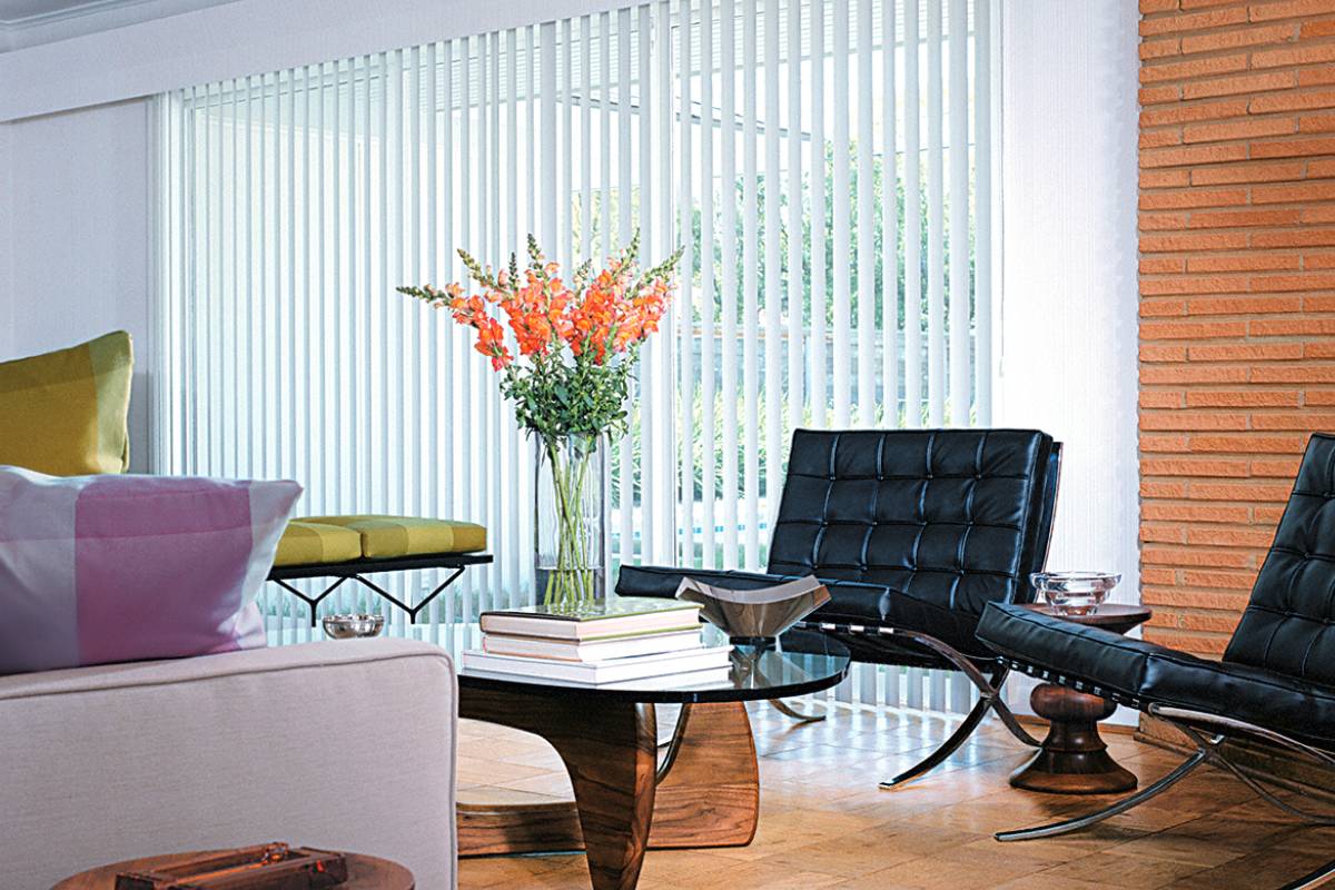Hunter Douglas Vertical Solutions® Vertical Blinds, window panels, patio French door blinds near Vacaville, California (CA)