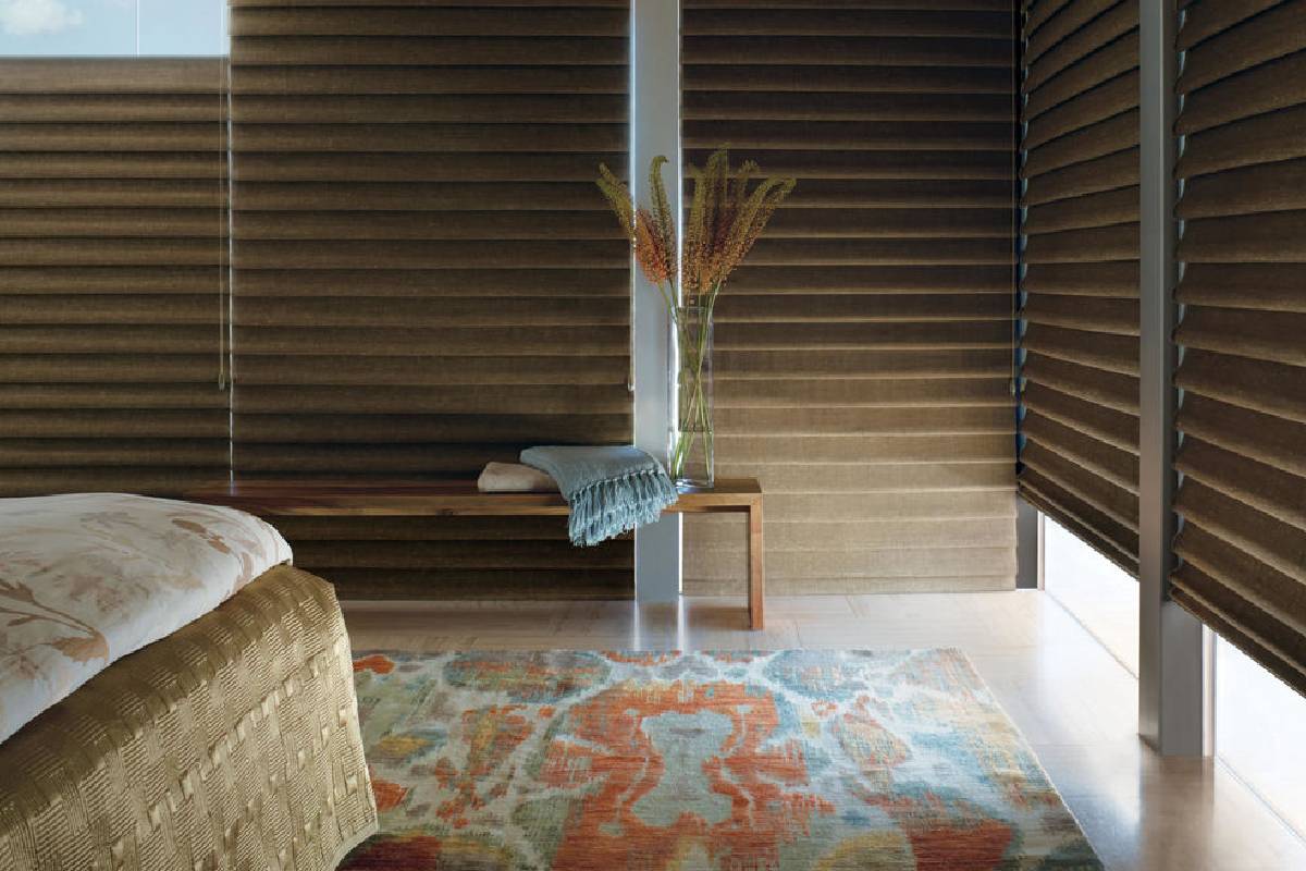 Hunter Douglas Vignette® Modern Roman Shades, Custom Roman Blinds, Roman Curtains near Vacaville, California (CA)
