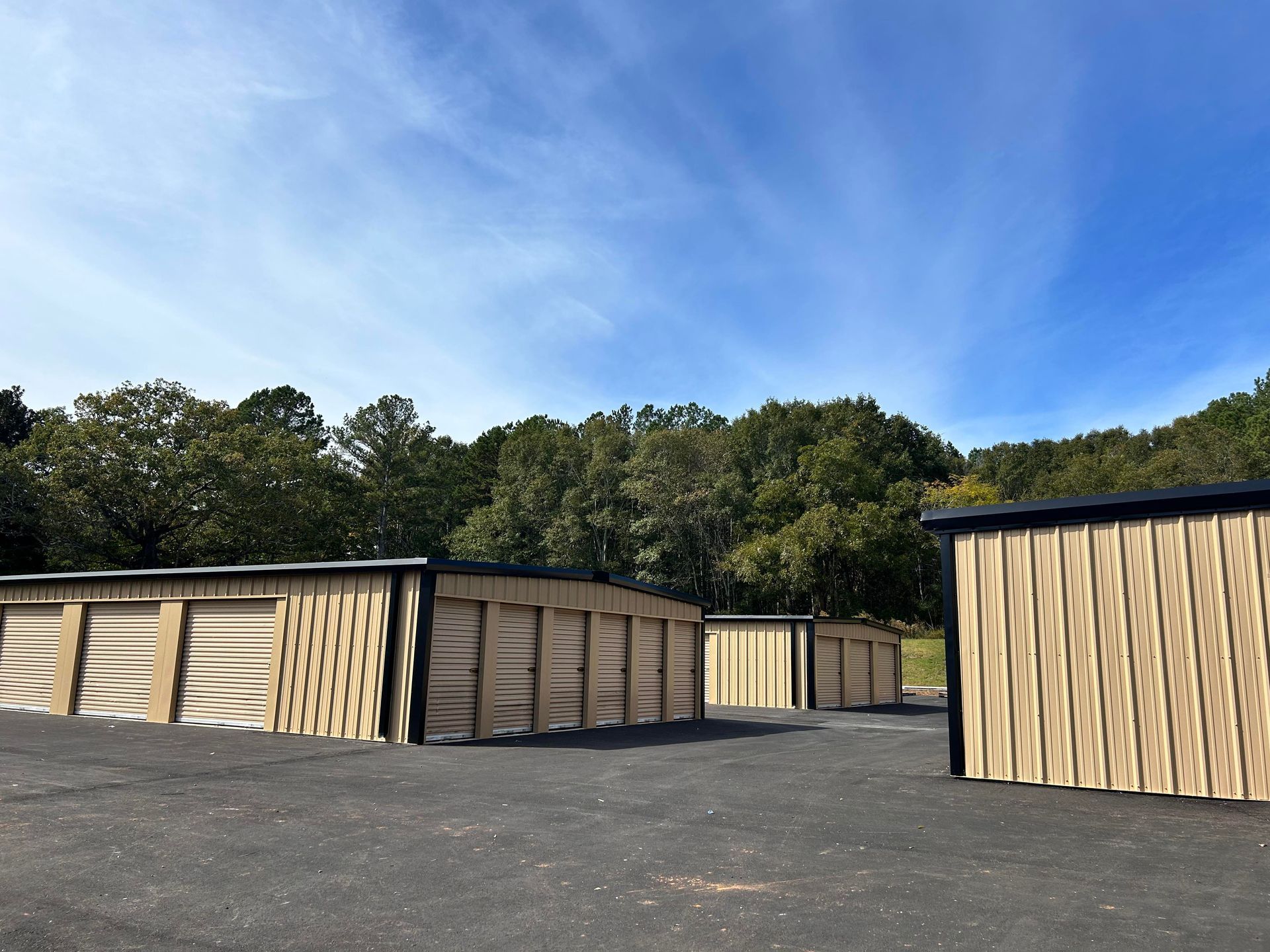 storage units winder