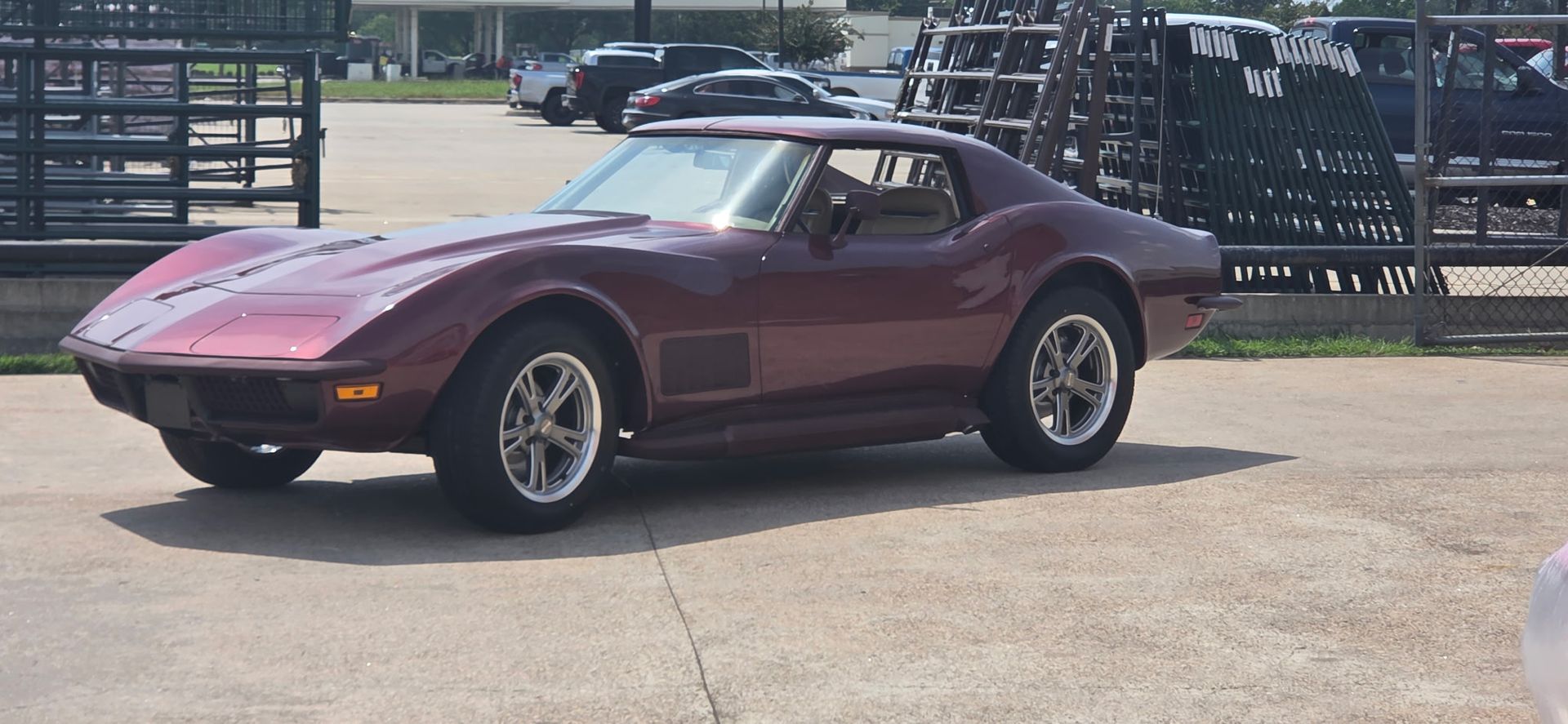 1972 Maroon Corvette