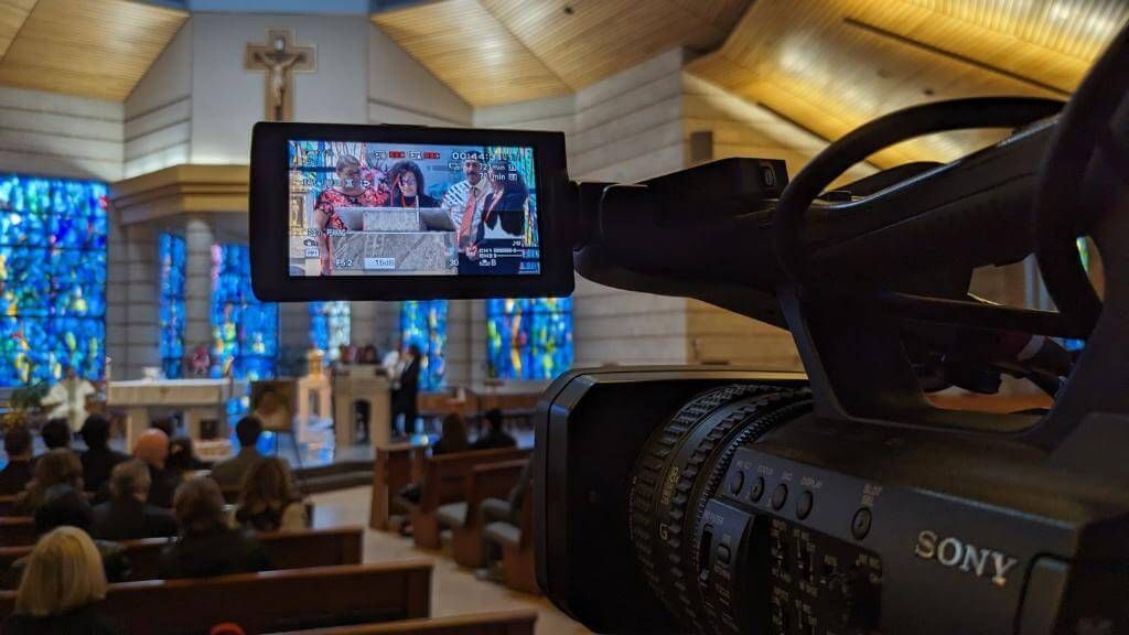 live funeral streaming services in new york zoom, zoom translated captioning