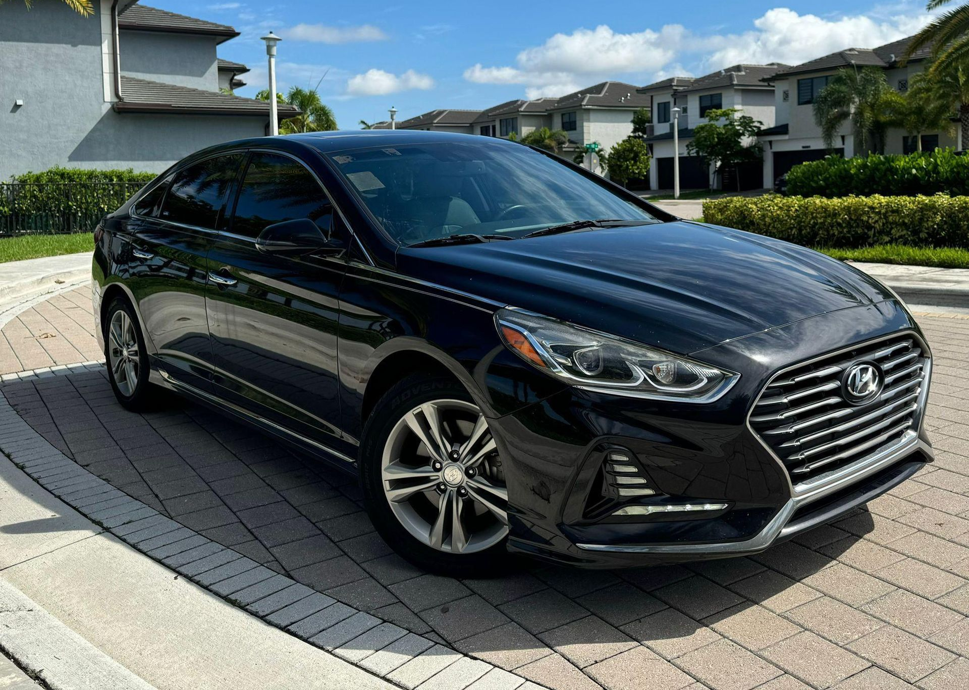 Auto window tint installation