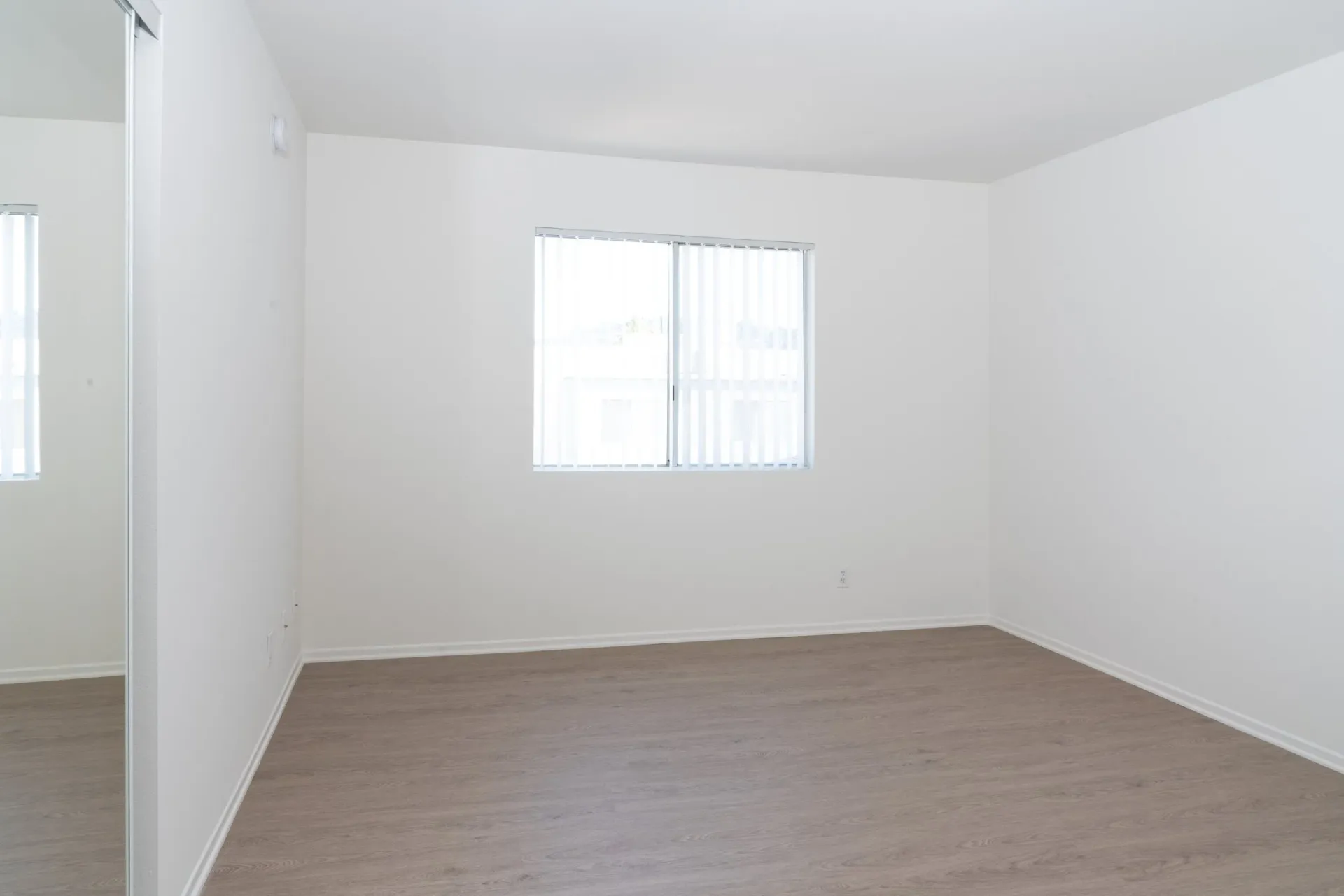 4426 Cahuenga Property Image