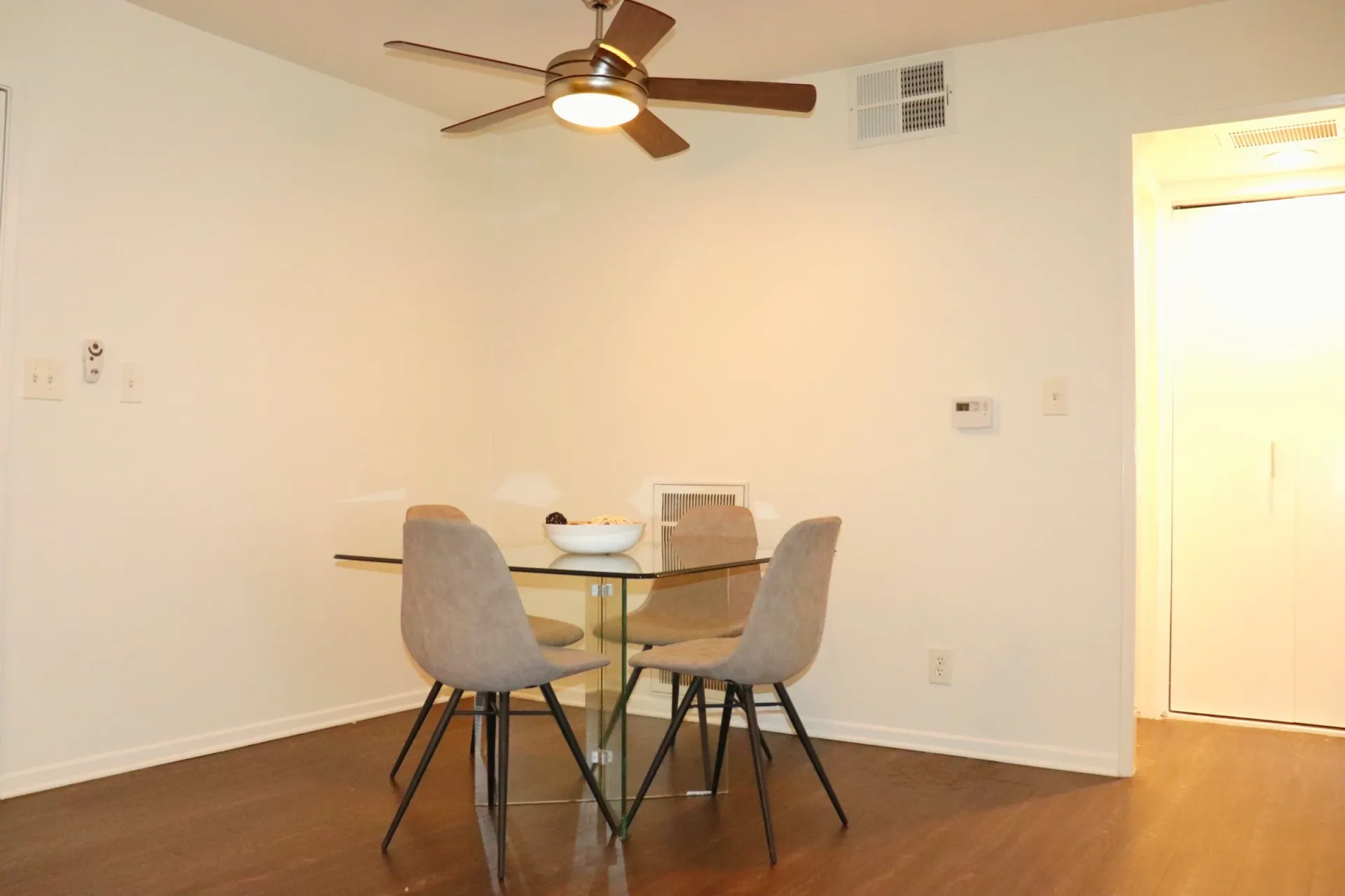 4426 Cahuenga Property Image