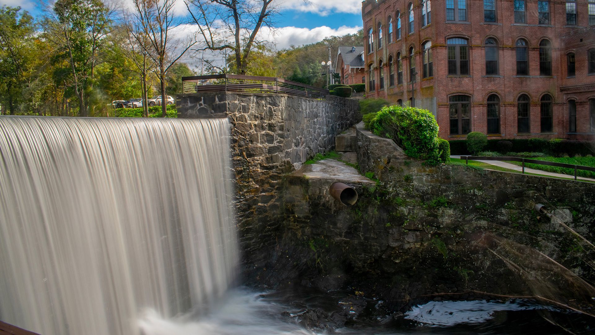 Glenville waterfall