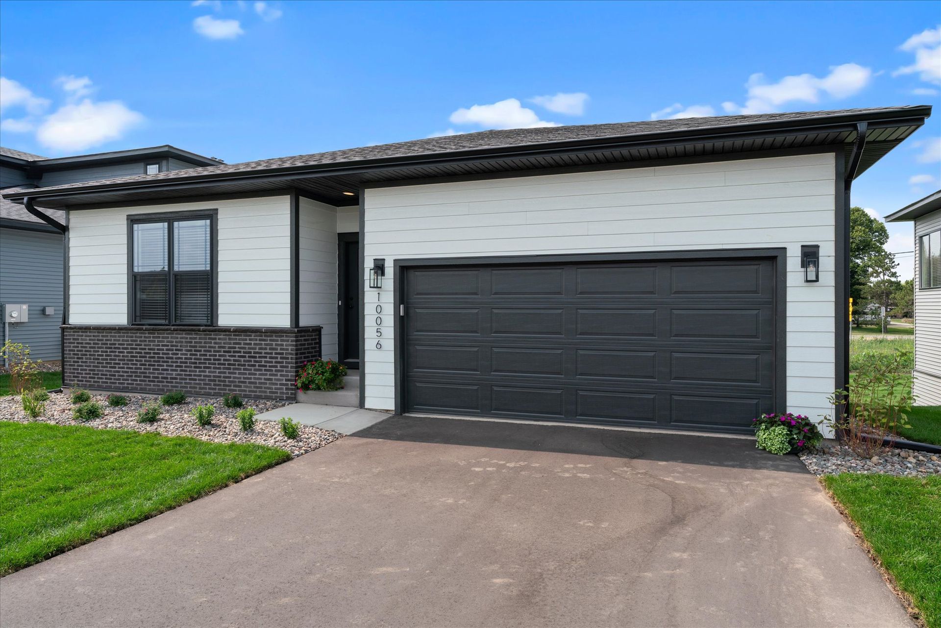 The Creston  2 bedroom 2 bathroom house for rent