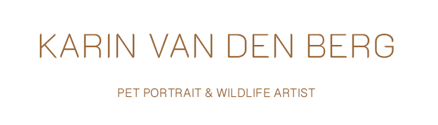 Logo met de tekst "KARIN VAN DEN BERG" en de ondertitel "DIERPORTRET & WILDLIFE KUNSTENAAR" op een witte achtergrond.
