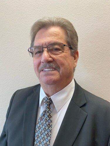 Bruce Carter