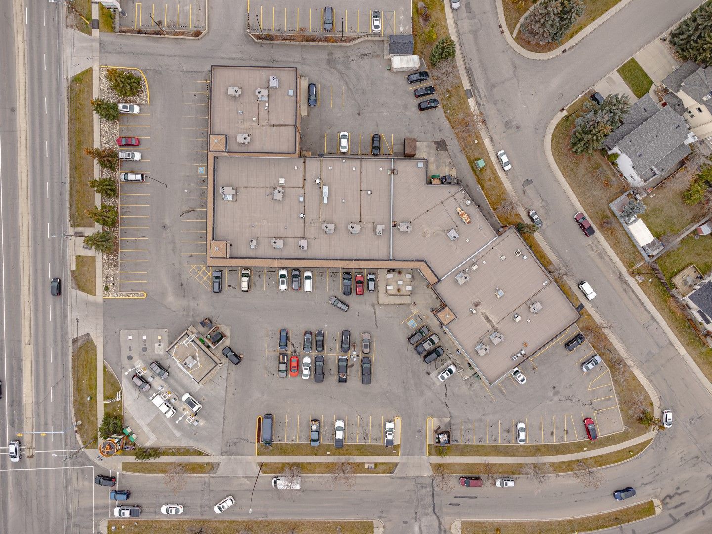 aerial view of Coach Hill Plaza